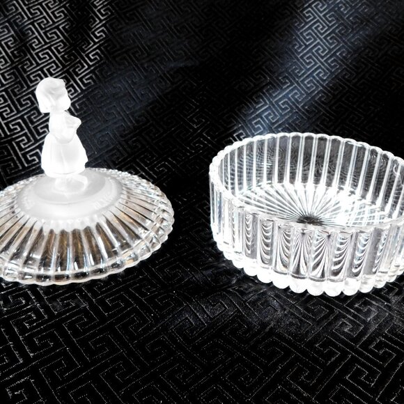 Glass Covered Trinket Powder Dish with Girl Shaped Handle - Picture 4 of 4